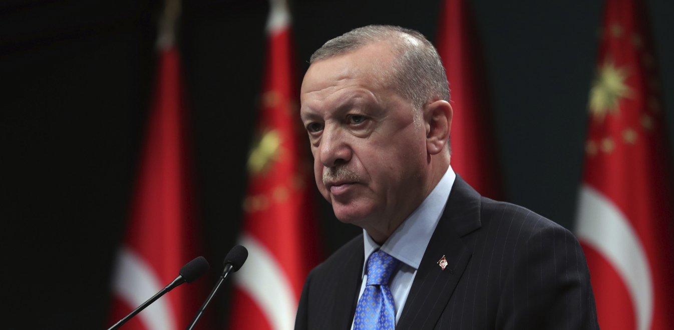 Τουρκία – Δημοσκόπηση: Η Μεράλ Ακσενέρ πέρασε τον Ερντογάν