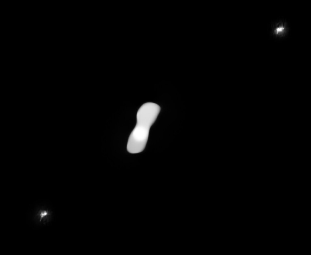 Οι καλύτερες φωτογραφίες της «Κλεοπάτρας» – Ο αστεροειδής που απέχει 200 εκατ. χλμ από τη Γη μοιαζει με κόκκαλο σκύλου