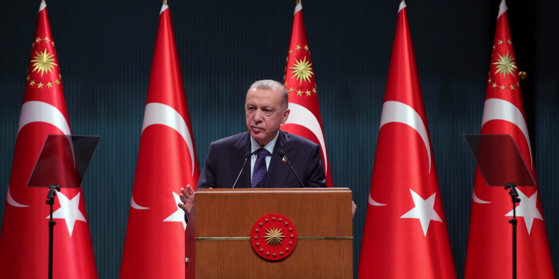 Ερντογάν: Ανακοίνωσε μέτρα για την αντιμετώπιση της κρίσης – «Δεν θα κάνουμε πρόωρες εκλογές»
