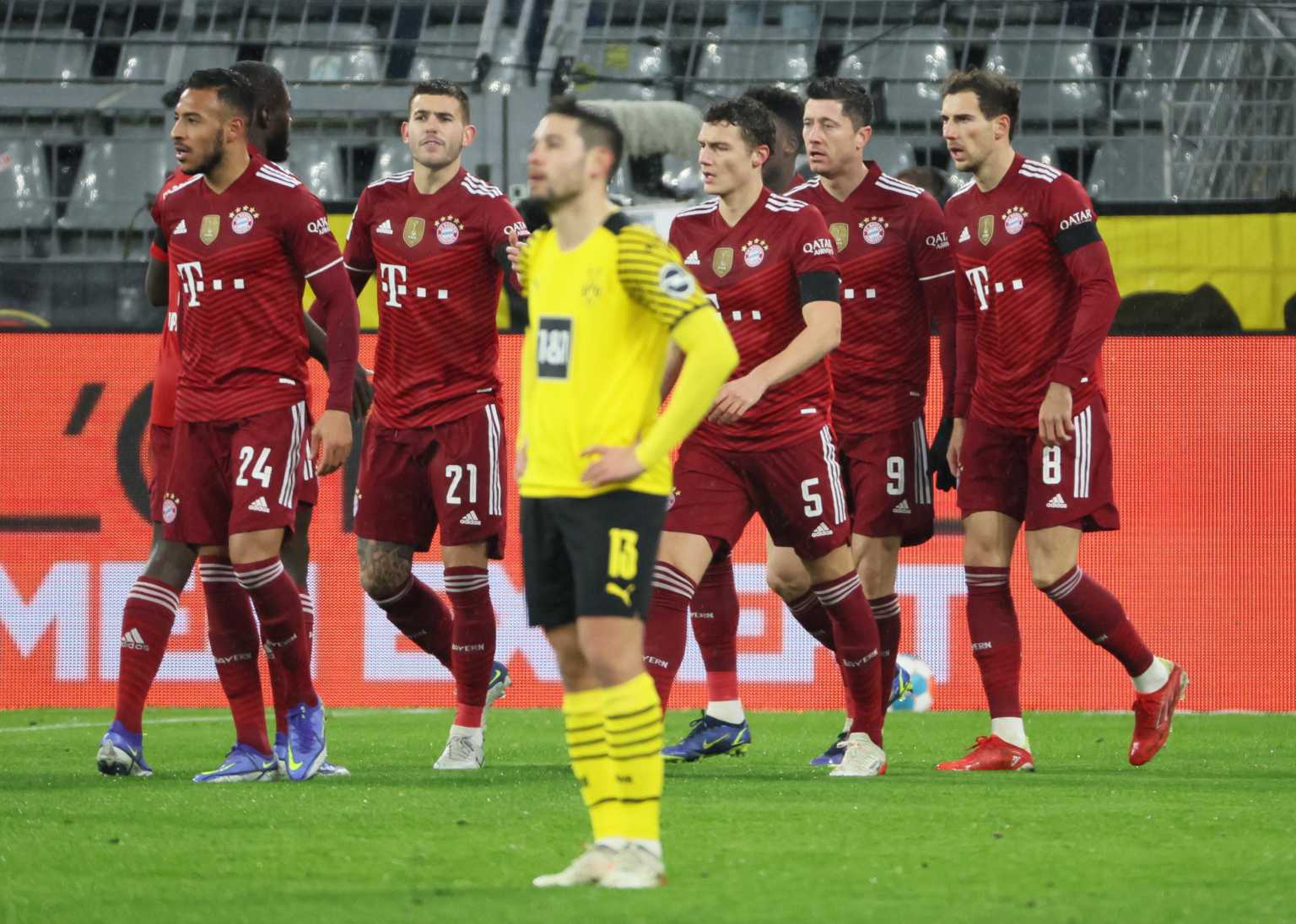 Ντόρτμουντ – Μπάγερν Μονάχου 2-3: Ο Λεβαντόφσκι έκρινε το συναρπαστικό ντέρμπι της Bundesliga