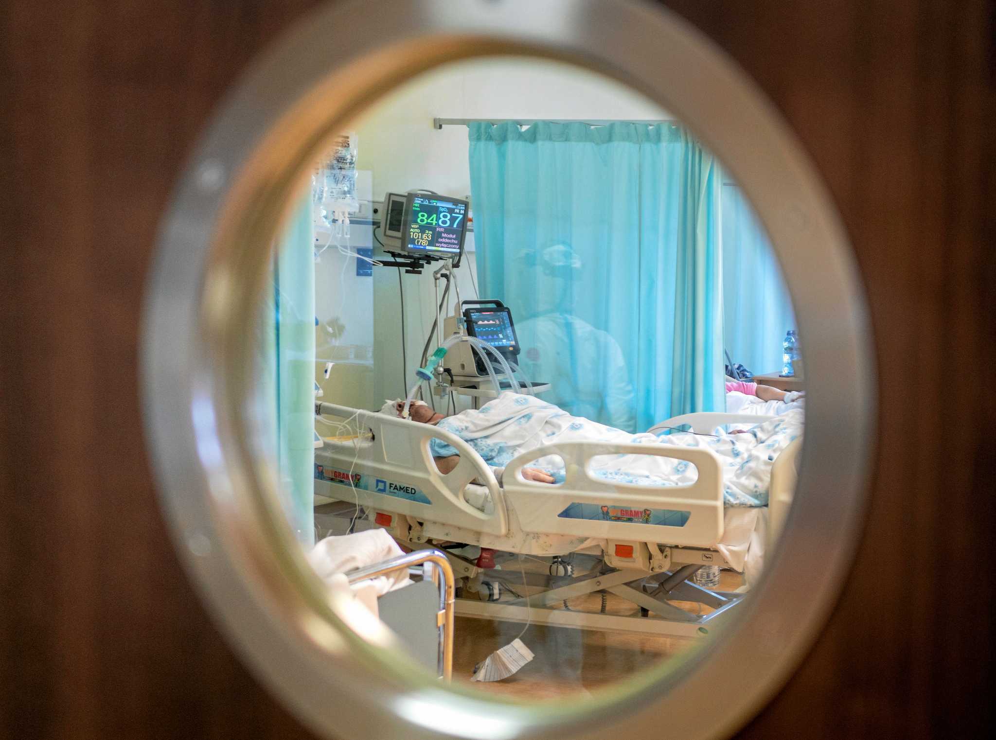 Κρήτη – Κορονοϊός: Νέες μεταφορές ασθενών από το νοσοκομείο Χανίων – Ασφυκτικές οι πιέσεις