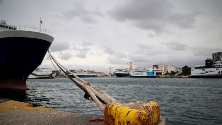 Πειραιάς: Τραυματισμός επιβάτη πλοίου κατά την ώρα της επιβίβασης