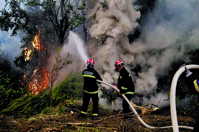 Τάκης Θεοδωρικάκος: Συστράτευση και συντονισμός για την αποτελεσματική αντιμετώπιση των πυρκαγιών