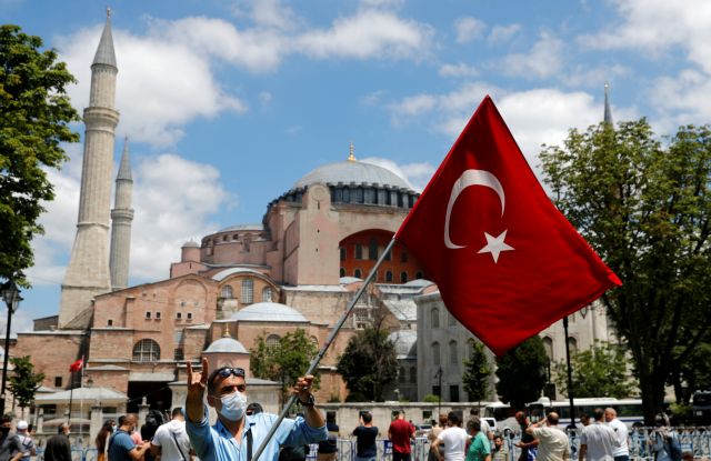 Παραλήρημα Μπαχτσελί: Για την οικονομία στην Τουρκία φταίει το Netflix