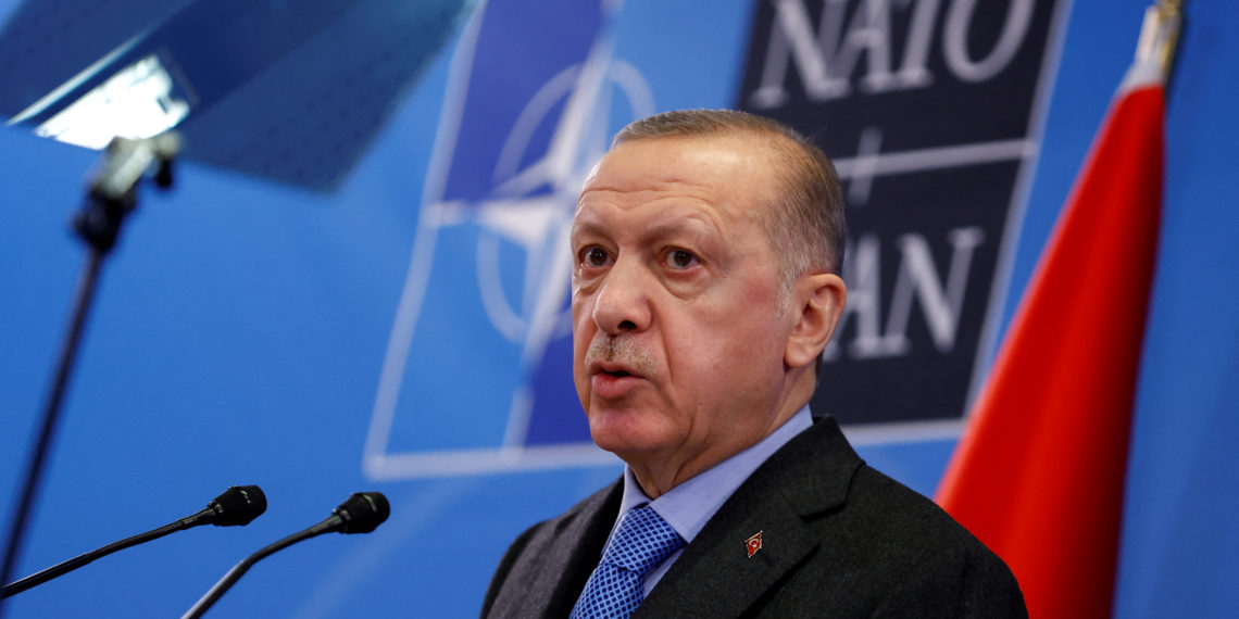 NATO: Σουηδία και Φινλανδία βλέπουν πρόοδο στις συνομιλίες με την Τουρκία – «Θέλουμε πράξεις και όχι λόγια» λέει ο Ερντογάν