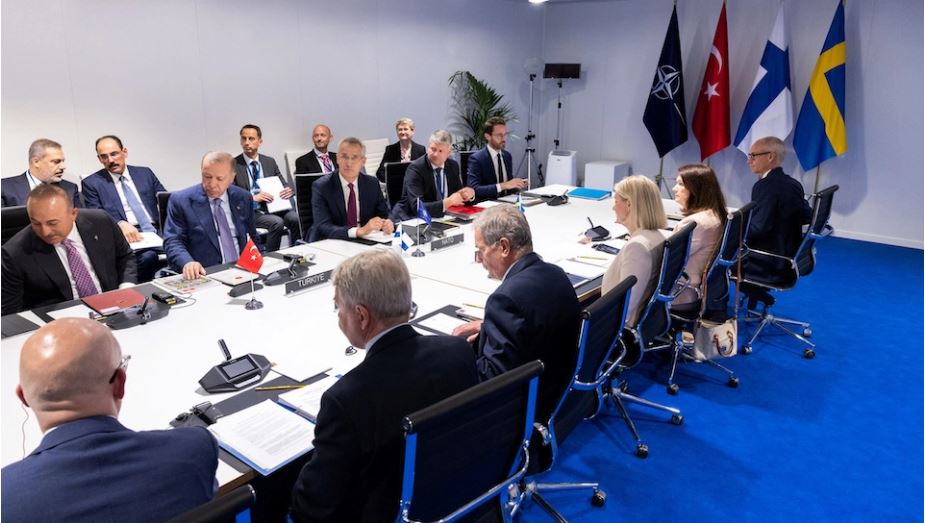 ΝΑΤΟ: Συμβιβασμός Τουρκίας με Φινλανδία και Σουηδία – Άνοιξε ο δρόμος για την ένταξη