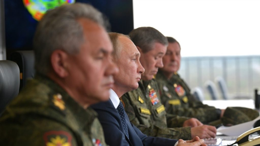 Πόλεμος στην Ουκρανία: Ο Πούτιν κατευθύνει απευθείας του στρατηγούς στο πεδίο της μάχης