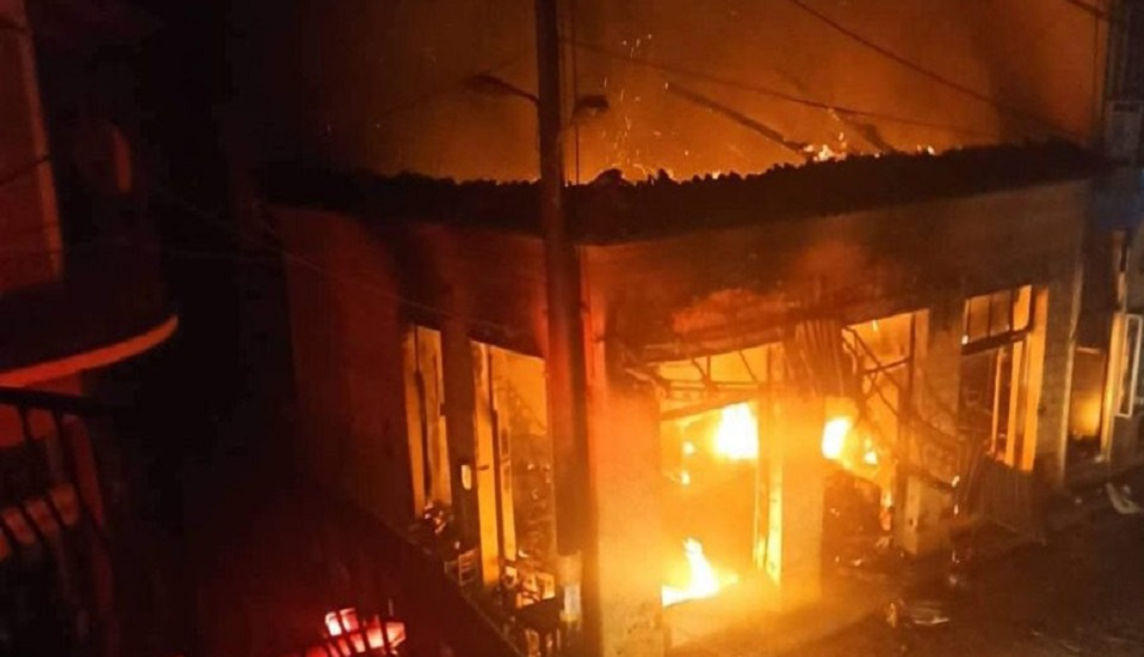 Λέσβος: Πήγε να ανατινάξει το μαγαζί του αδελφού του και κάηκε ζωντανός