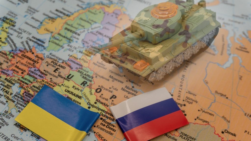 Απειλή Λαβρόφ: Ένα βήμα πριν τον πραγματικό πόλεμο Ρωσία και Δύση