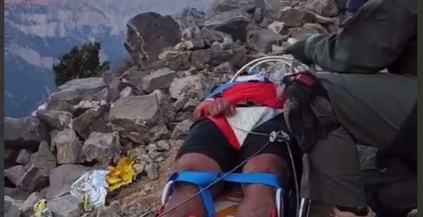 Χανιά: Επιχείρηση διάσωσης 29χρονου που έπεσε σε χαράδρα στα Λευκά Όρη